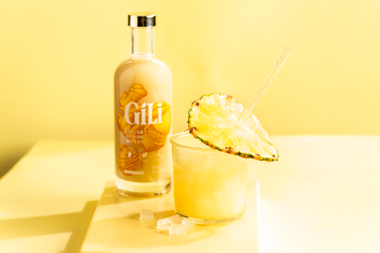 GILI PIÑA BRISE