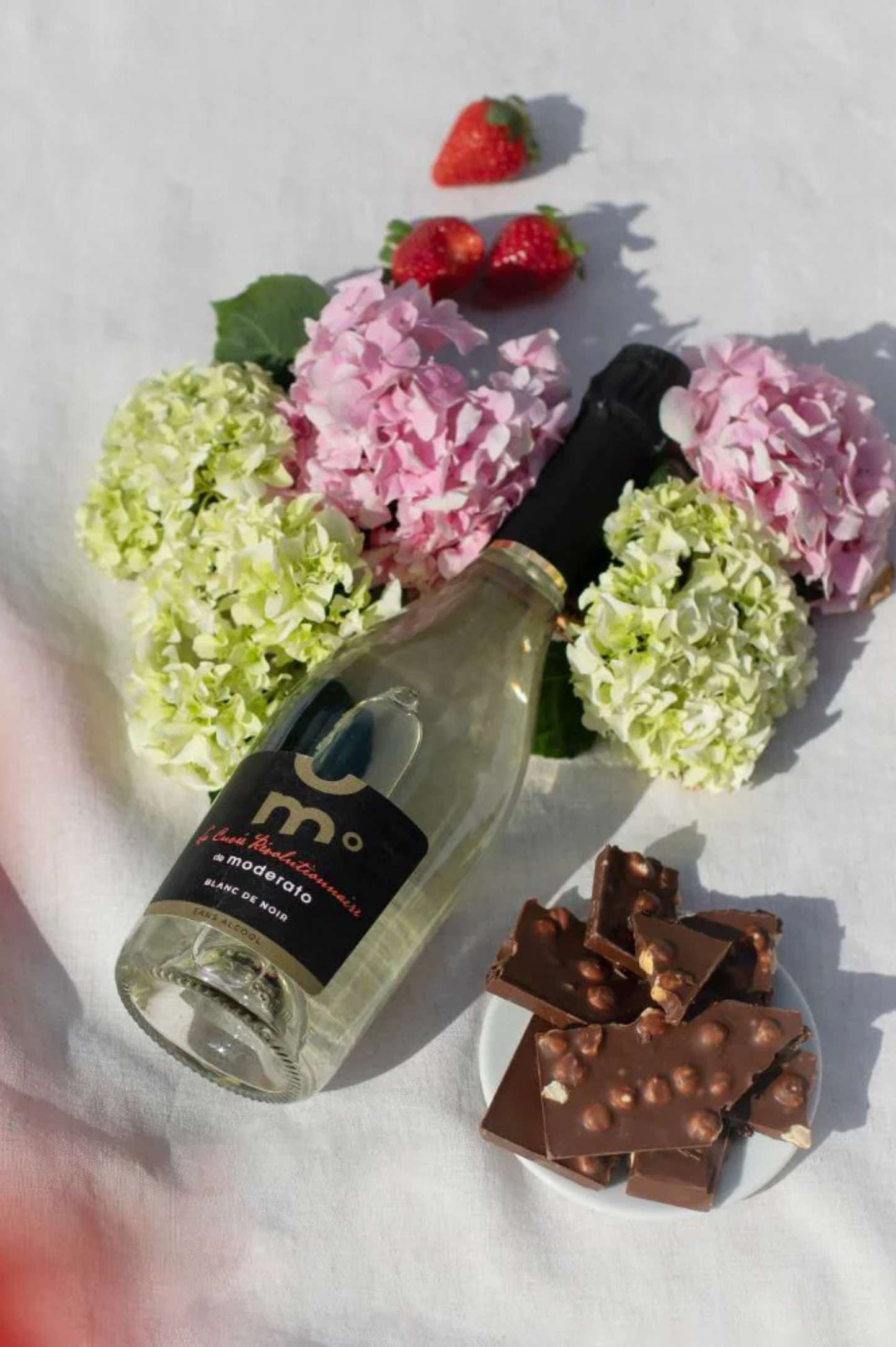 Modérato Cuvée Révolutionnaire - Blanc de Noir - Blanc pétillant Sans Alcool - 750ML