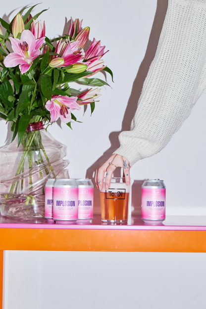 To Øl Implosion Pink Sour – Bière Sour sans alcool litchi hibiscus